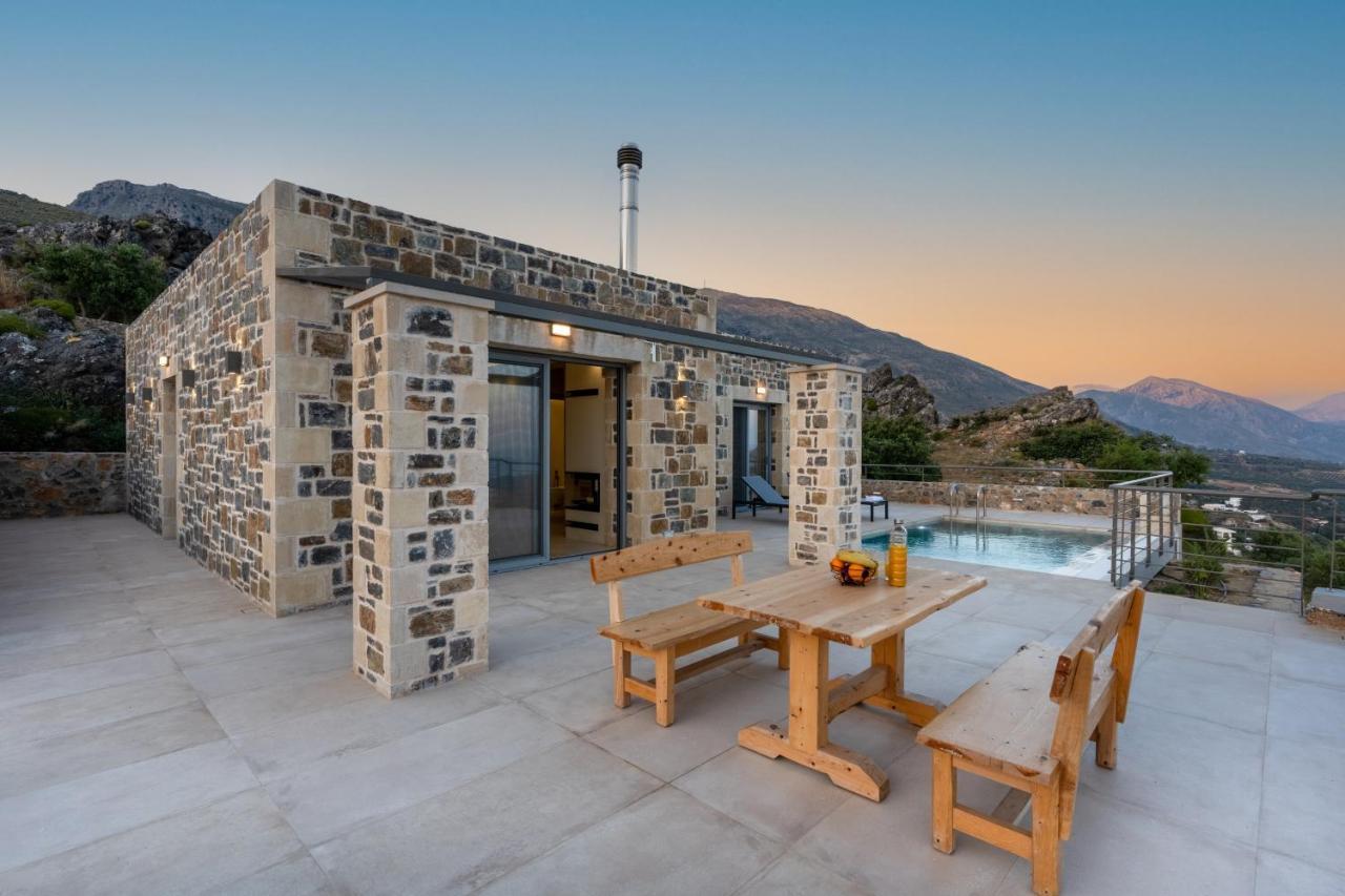 Nature Villas Myrthios 플라키아스 외부 사진