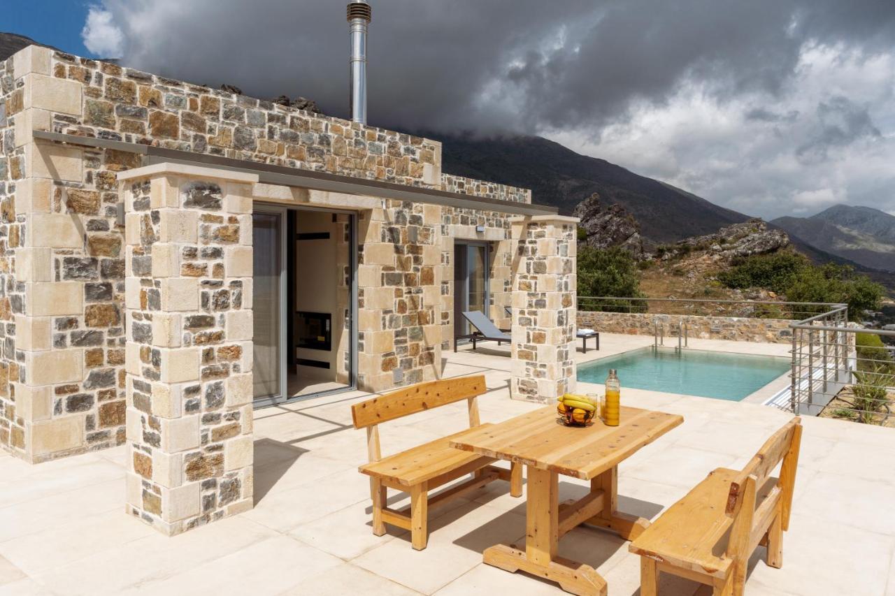 Nature Villas Myrthios 플라키아스 외부 사진