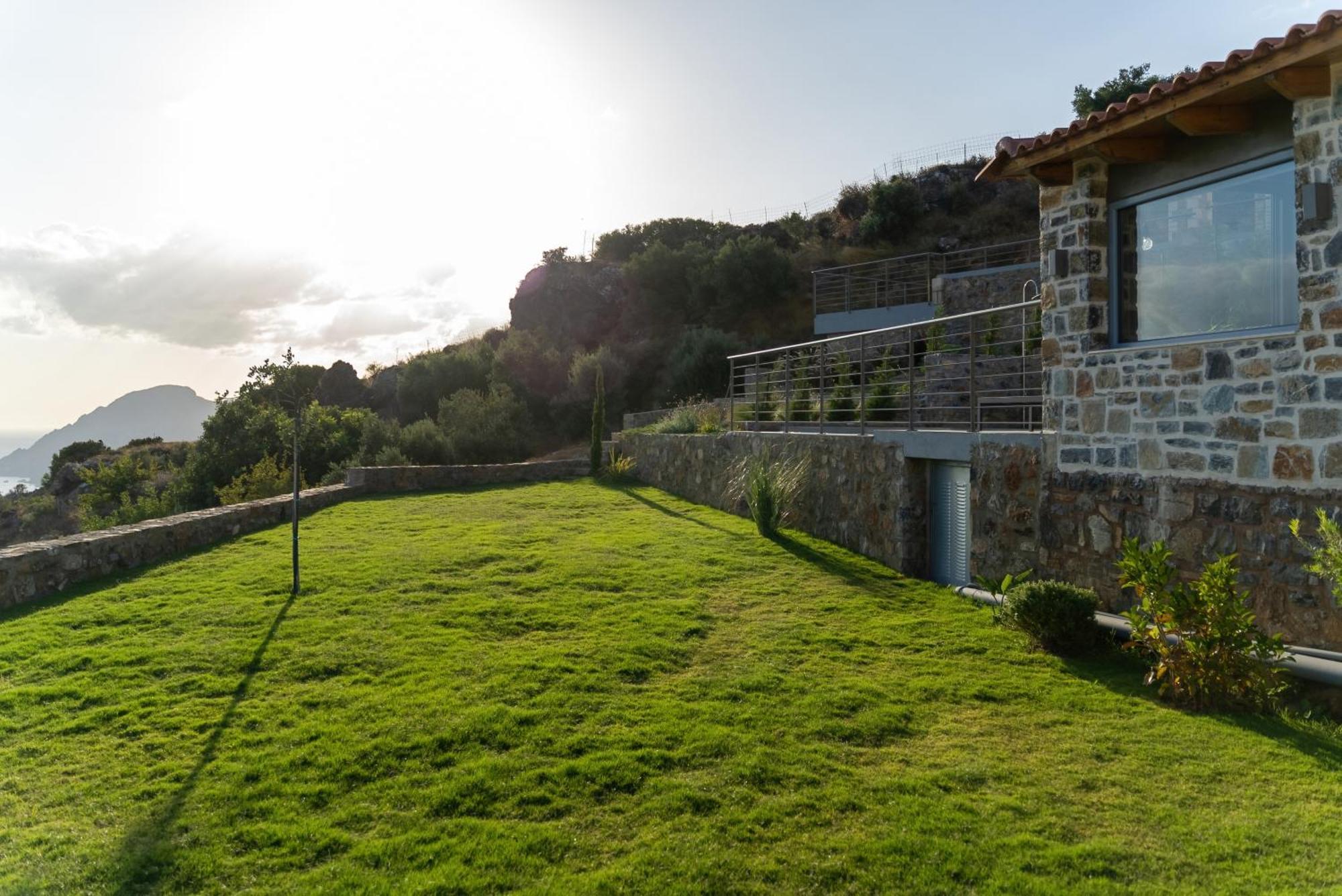 Nature Villas Myrthios 플라키아스 외부 사진